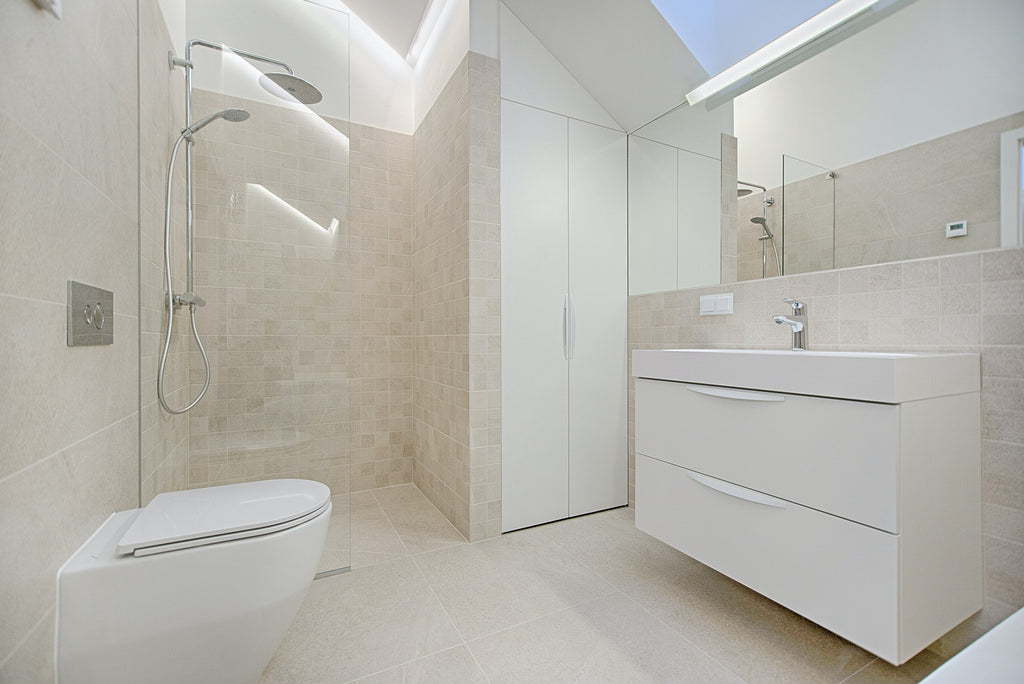 Choosing the Perfect Toilet Suite: Close Couple vs. Low Level